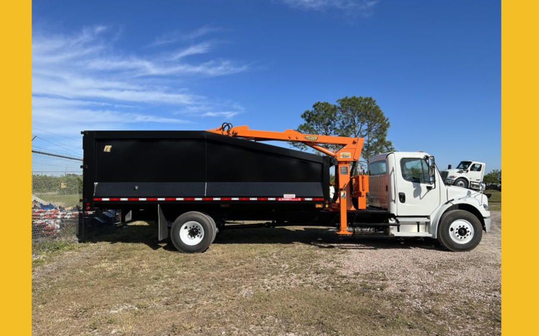 PETERSEN INDUSTRIES PL3 – ROLL-OFF MOUNT GRAPPLE LOADER