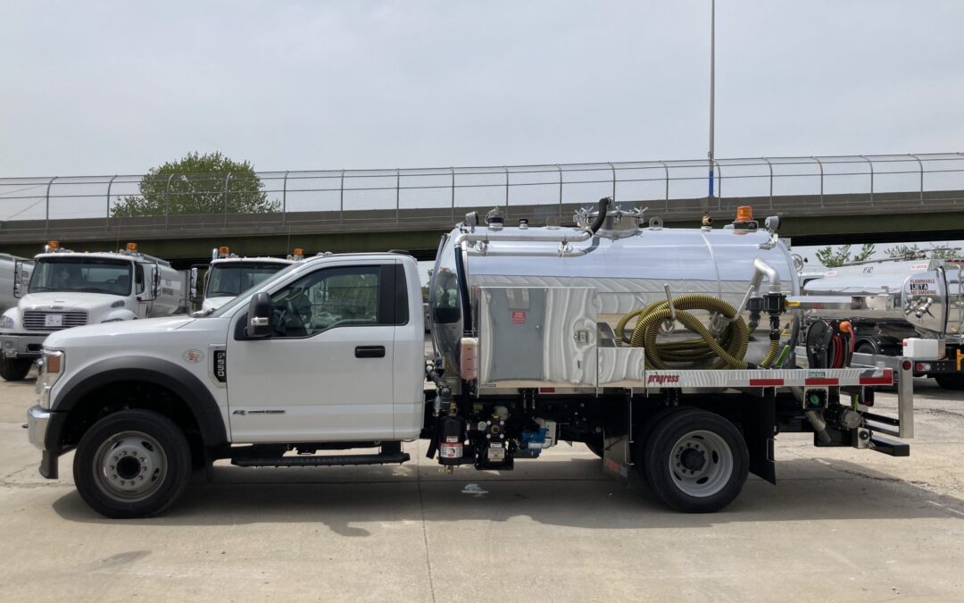 Progress 1,250 Gallon Portable Restroom Truck – 2CPT AL W/ 2024 FORD F-550 2WD