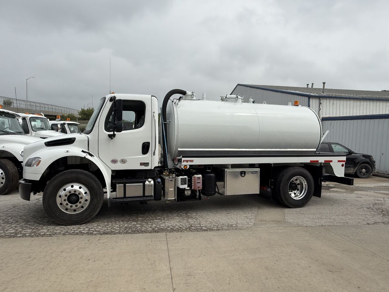 Progress 2,500 Gallon Septic Truck – 1CPT AL W/ 2025 FREIGHTLINER M2 PLUS
